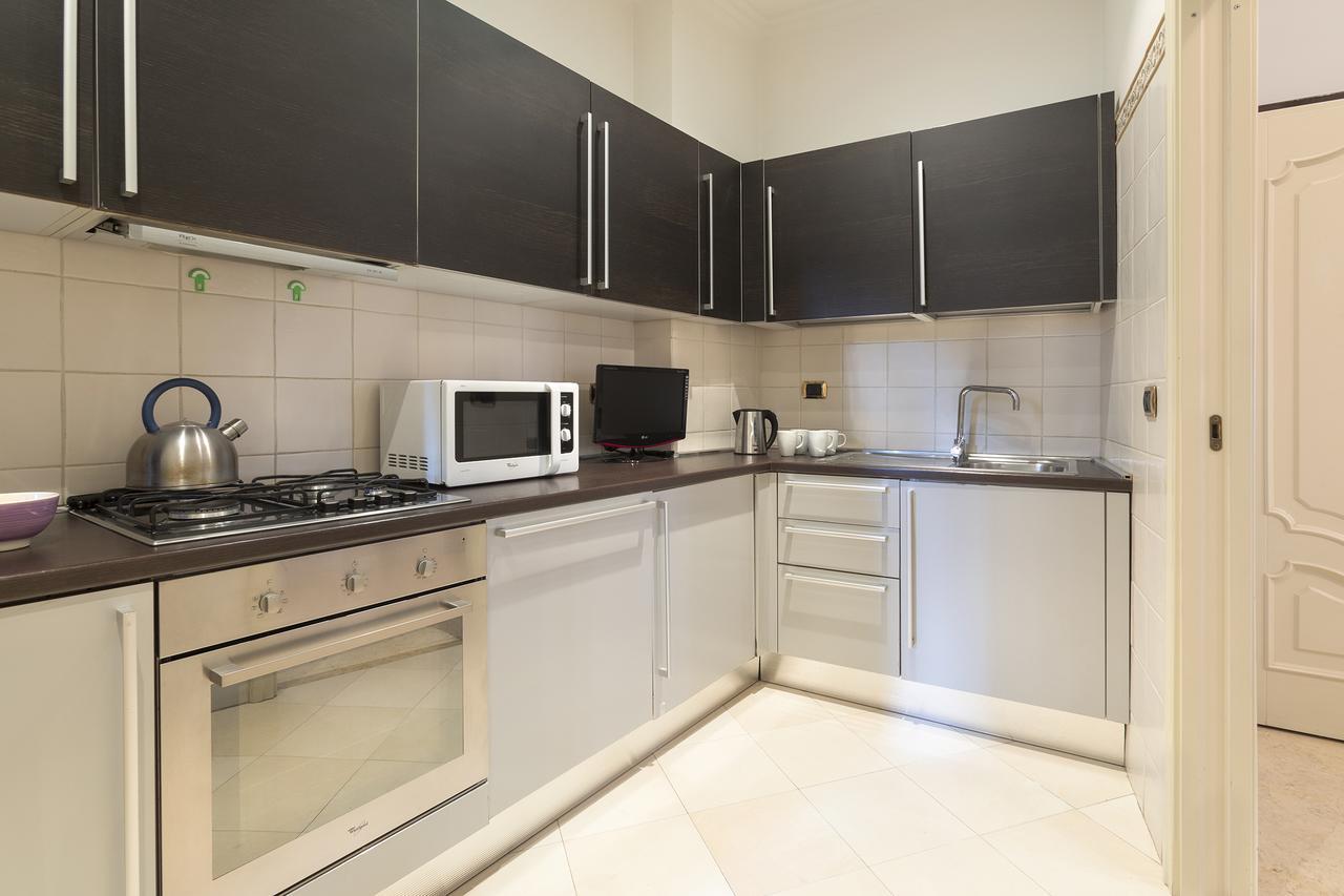 Appartement Dimora Storica Palazzo Marescalchi Belli à Rome Extérieur photo