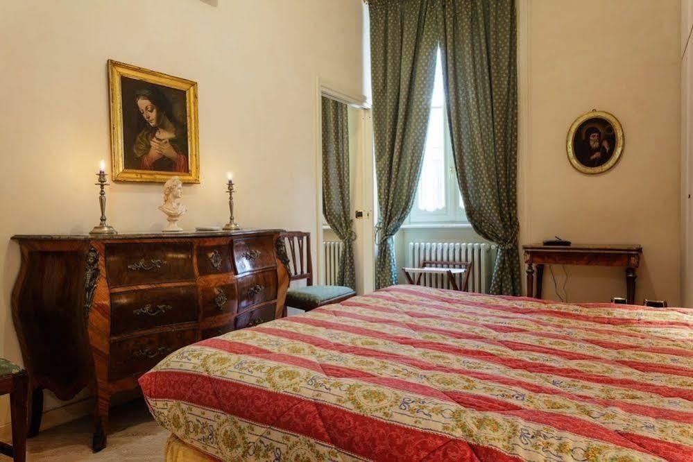 Appartement Dimora Storica Palazzo Marescalchi Belli à Rome Extérieur photo